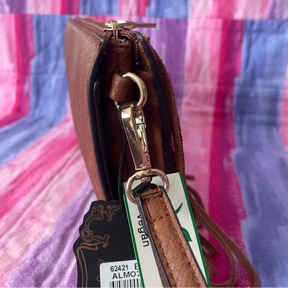 Alyssa Brown Vegan Fringe Western Clutch new with tags - Picture 6 of 11